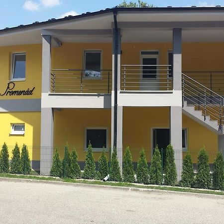 Promenád apartmán Veľký Meder Esterno foto
