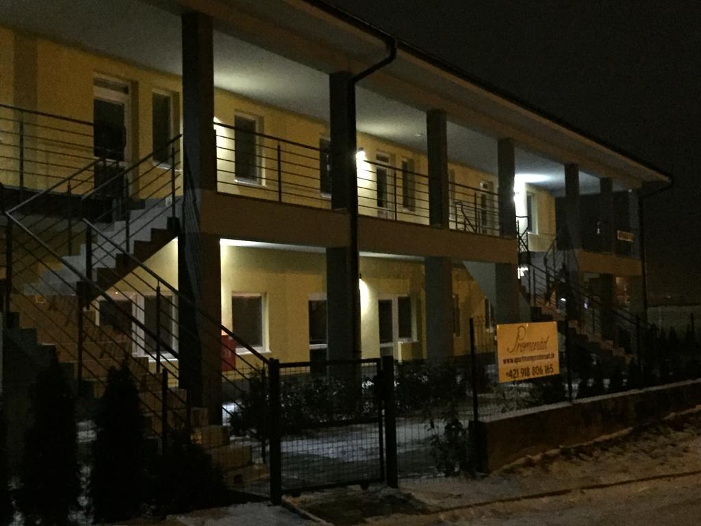 Promenád apartmán Veľký Meder Esterno foto