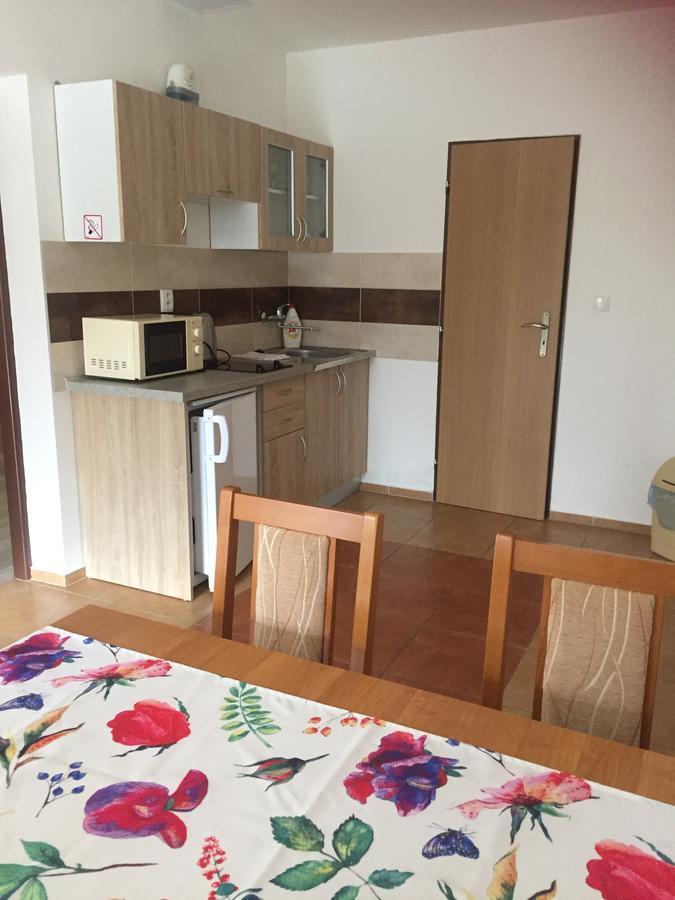 Promenád apartmán Veľký Meder Esterno foto